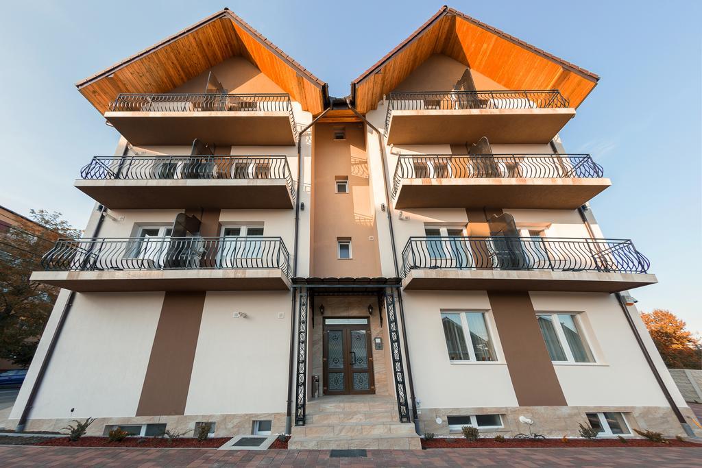 Crema Residence Alba Iulia Eksteriør billede